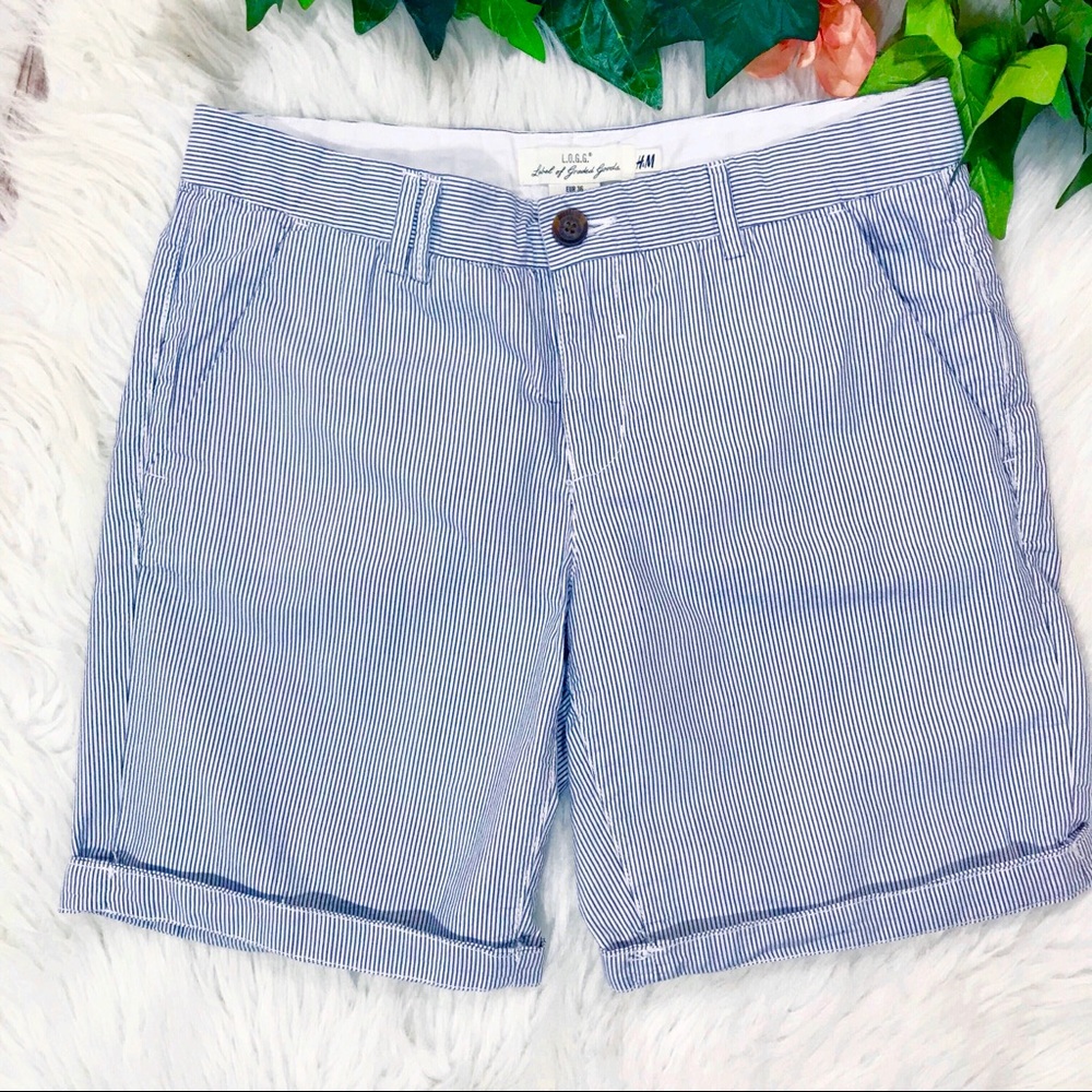 H&M L.O.G.G Blue White Pinstripe Cuffed City Short